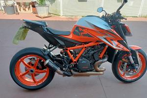 ktm 1290 super due r