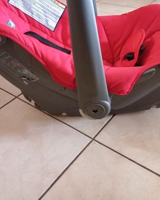 Ovetto per trasporto bimbi in auto.