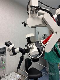 Microscopio operatorio leica per otorino