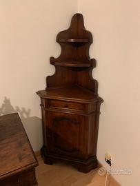 Mobile angoliera in legno