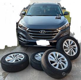 hiunday tucson 1700 diese x possible tenuta