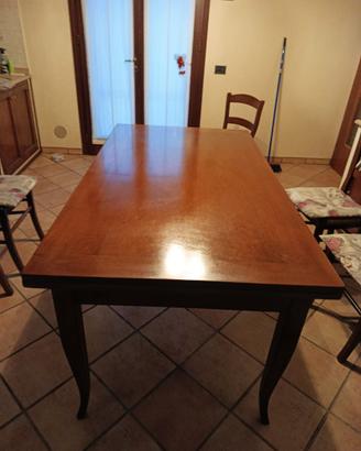 Tavolo cucina legno e sedie