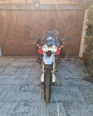 Moto Guzzi V85TT