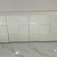 Madia moderna bianca lucida