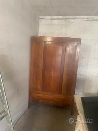 Armadio antiquariato