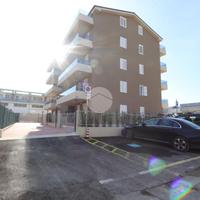 3 LOCALI A TORTORETO