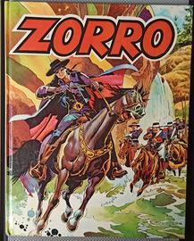 Maxi fumetto "Zorro il cavaliere mascherato"