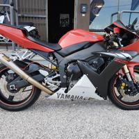 Yamaha R1