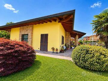 Villa di 190 m² con 5 locali e box auto doppio a C