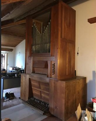 Organo a canne di Priori dei primi del XIX