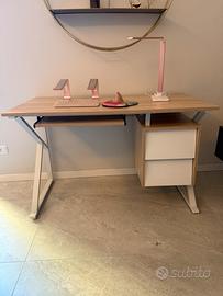 ✍️ Scrivania con cassetti 120 x 60 - come nuova
