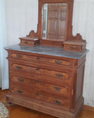 Comò '900
