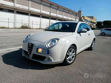Alfa Mito anno 2015 cc 1.3 diesel ideale per i neo
