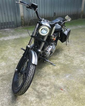 Harley Davidson 883