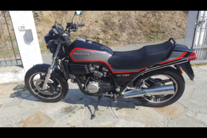 Honda VF750 S