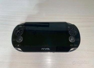 PS Vita PCH-1104 OLED con giochi