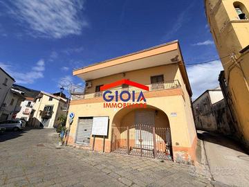 Appartamento di 196 m² con 5 locali a Falciano del