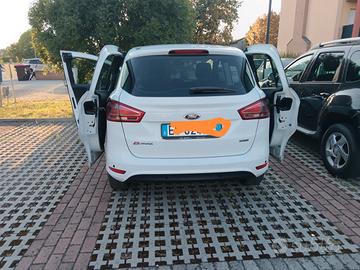 Ford b max 