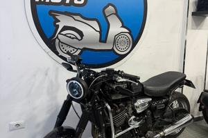 Triumph Legend TT 900