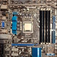 Bundle Asus p7h55-m + Xeon X3450 + 8gb ram Hynix