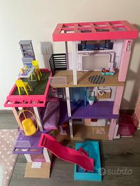 Barbie dreamhouse casa bambole