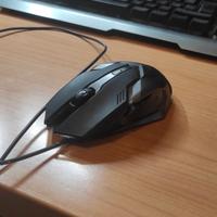 Mouse da gaming con luci led