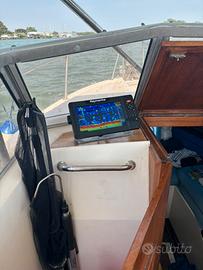 Barca a motore diesel