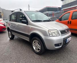 Fiat Panda 1.2 4x4 Climbing NEOPATENTATI