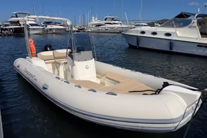 Capelli Tempest 600 Yamaha 40 Supreme – Eccellente