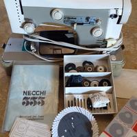 Macchina da cucire Necchi
