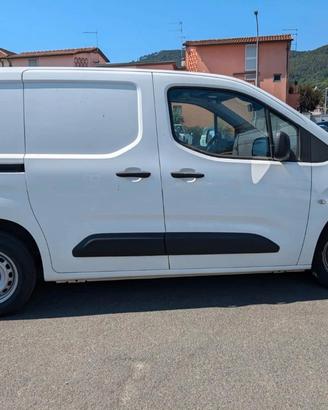 Toyota Proace City subentro noleggio 327/mese