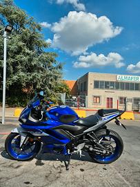 Yamaha r3 yzf-r3