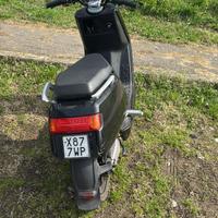 scooter  elettrico  NIU