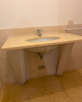 Struttura. bagno  marmo (senza robinetto)