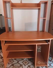 Scrivania porta pc