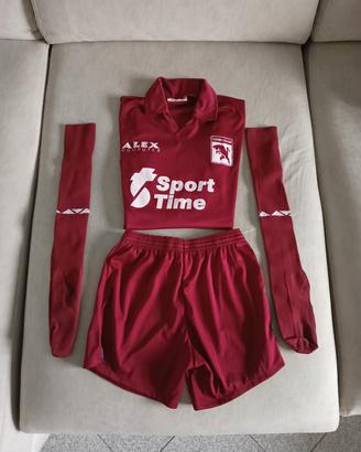 Completo vintage Torino Calcio bambino anni 2000 