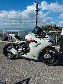 Ducati Supersport 950s 2021