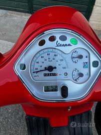 Vespa gts 125