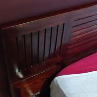 Letto in Legno Basso con Comodini Coordinati