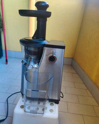 Estrattore a freddo per succhi di frutta 