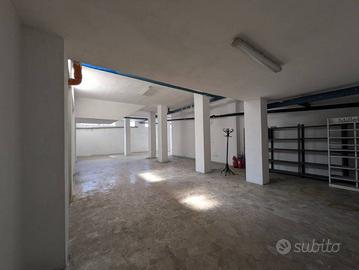 Immobile di 163 m² a Collegno