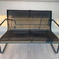 Divano due posti da giardino colore nero