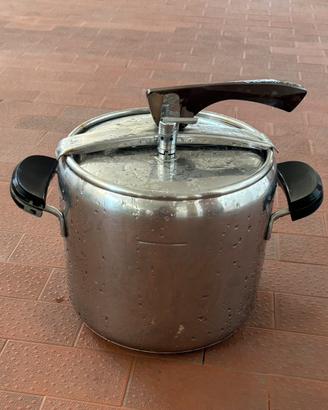 Pentola a pressione Lagostina vintage originale