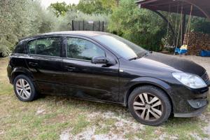 OPEL Astra 1.7 CDTI 110CV 5 porte Cosmo - Full opt