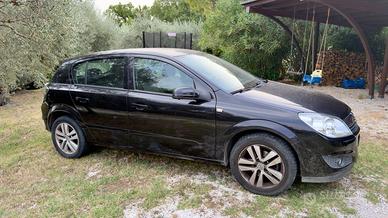 OPEL Astra 1.7 CDTI 110CV 5 porte Cosmo - Full opt