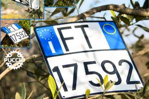 🚹TARGA REPLICA UFFICIALE INDISTRUTTIBILE🚹