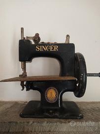 Vintage piccola macchina da cucire 