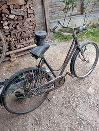 Bicicletta bianchi da donna 