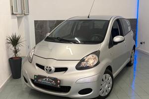 Toyota Aygo 1.0 68CV 5 porte Now NUOVISSIMA.