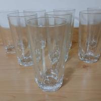 Bicchieri in vetro a tubo